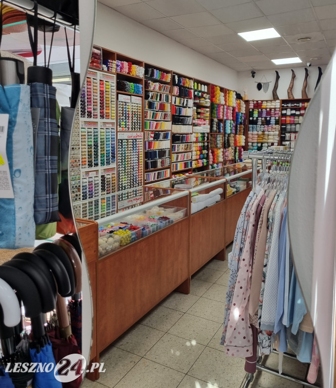 Bielizna i Pasmanteria w Centrum Handlowym Manhattan