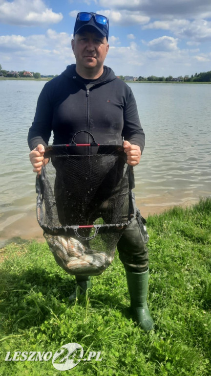 Zawody wędkarskie o puchar burmistrza Rydzyny