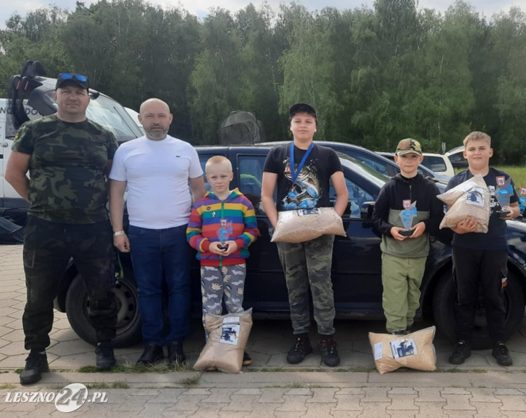 Zawody wędkarskie o puchar burmistrza Rydzyny