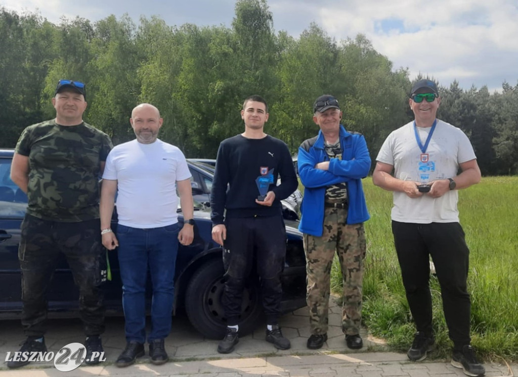 Zawody wędkarskie o puchar burmistrza Rydzyny