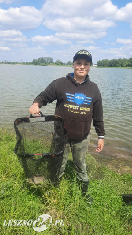 Zawody wędkarskie o puchar burmistrza Rydzyny