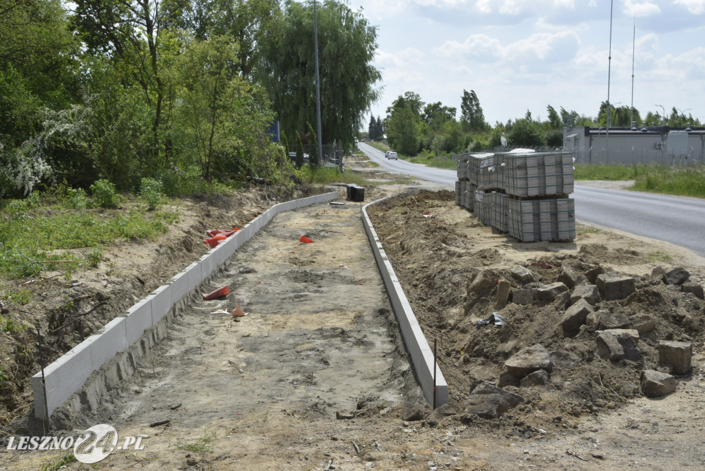 Droga rowerowa Leszno - Gronówko w budowie