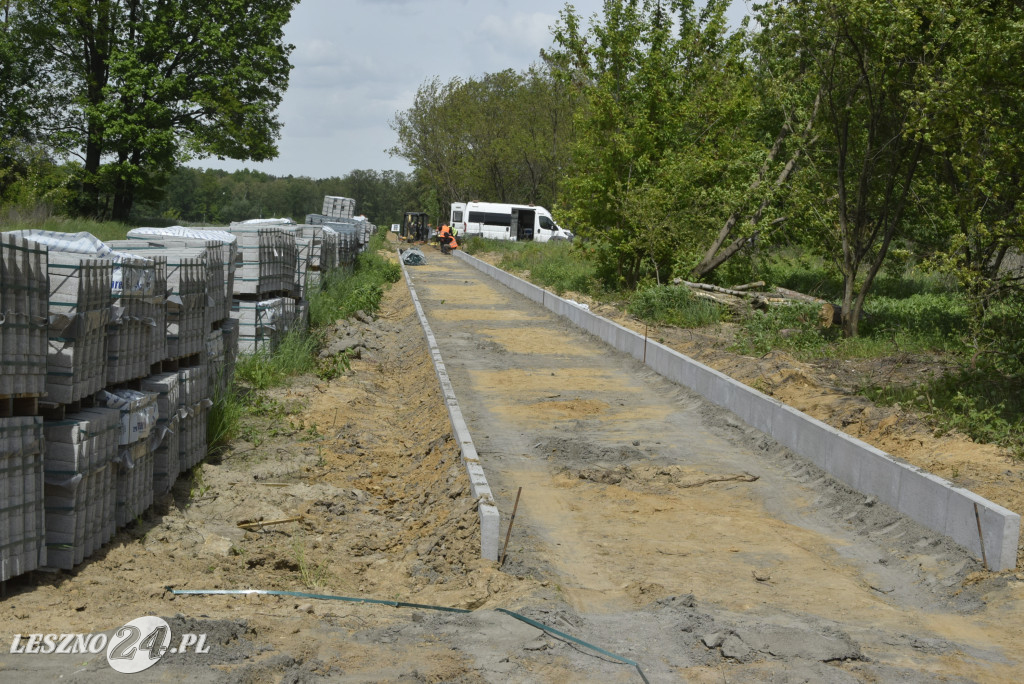 Droga rowerowa Leszno - Gronówko w budowie