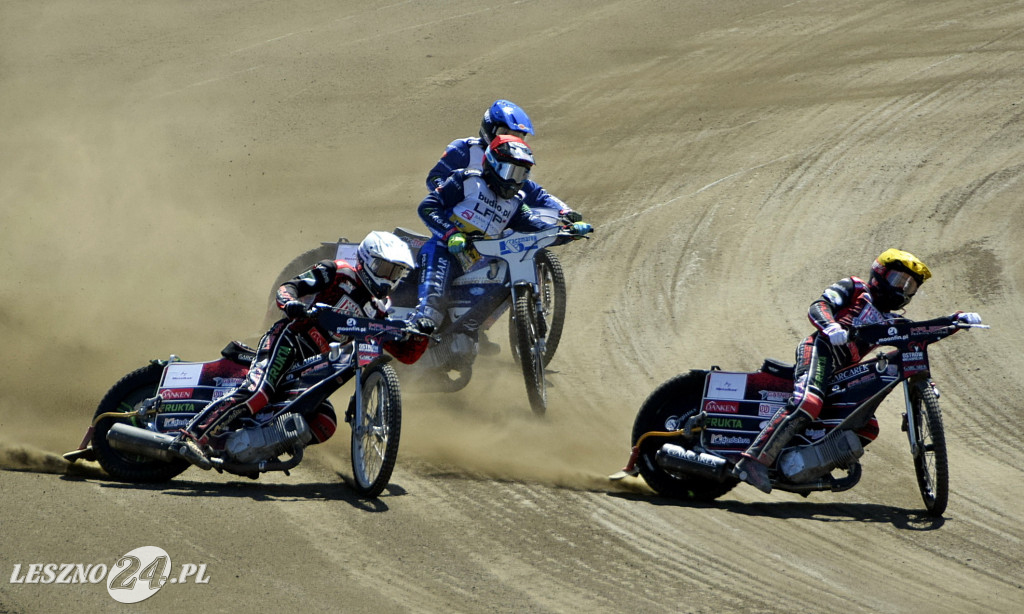 Fogo Unia : Moonfin Melasa 49:41