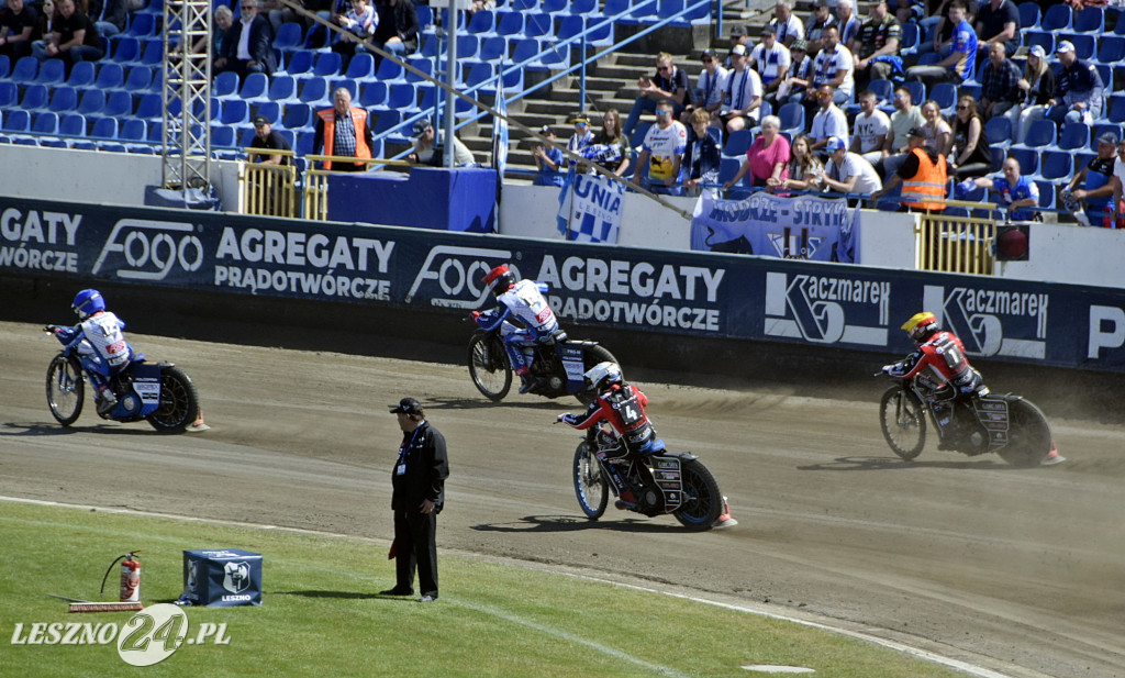 Fogo Unia : Moonfin Melasa 49:41