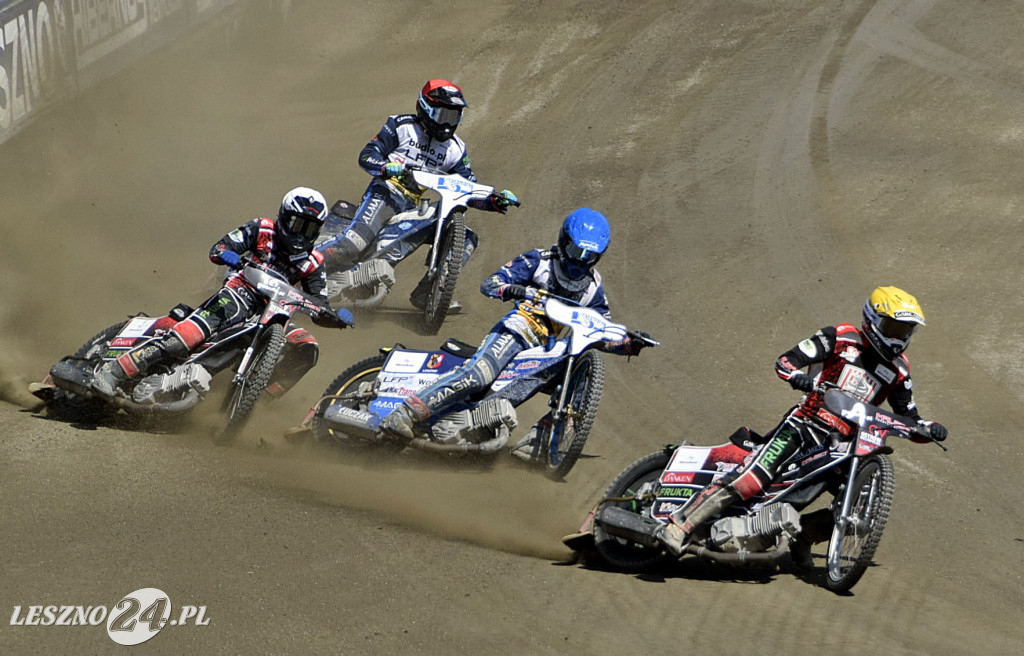 Fogo Unia : Moonfin Melasa 49:41