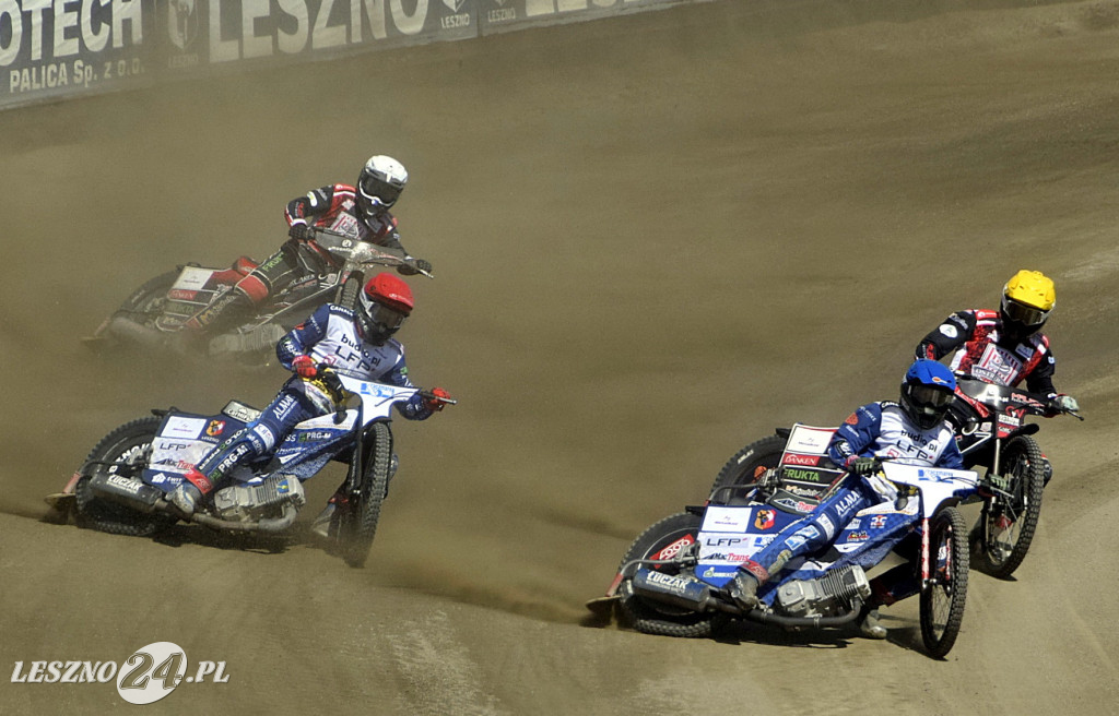 Fogo Unia : Moonfin Melasa 49:41