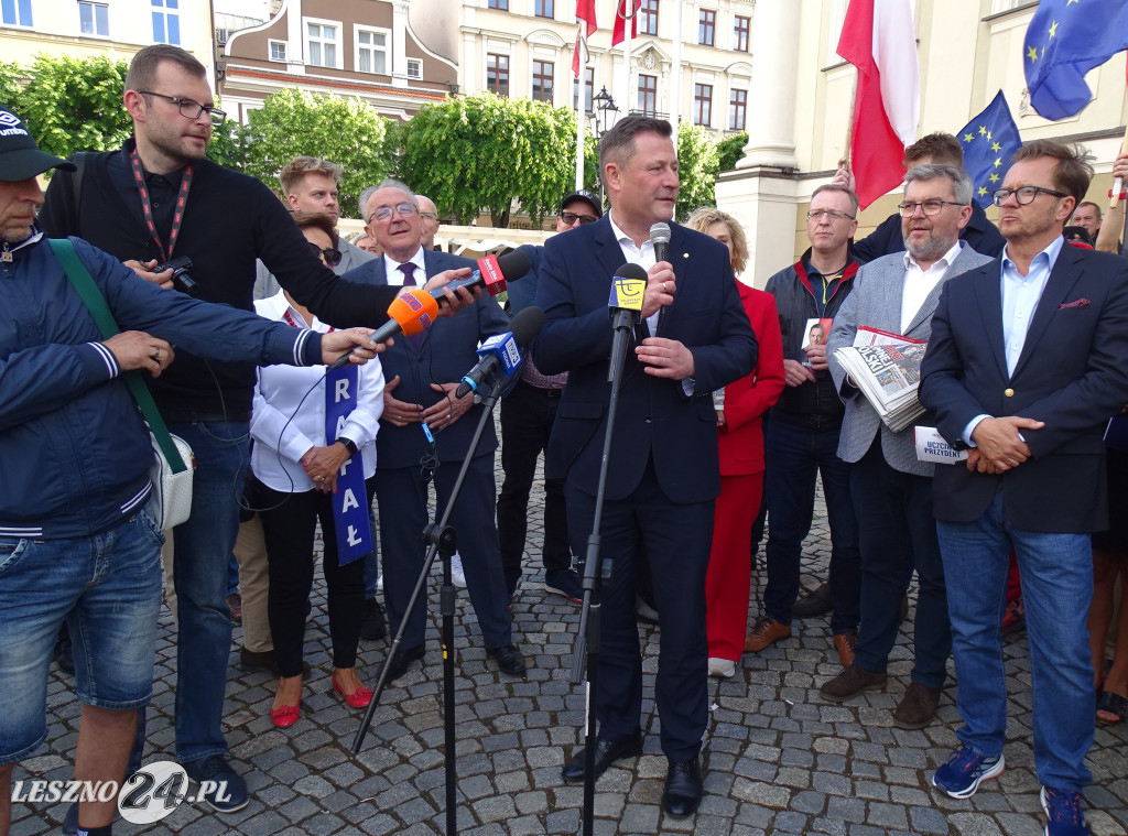 Wiec poparcia dla Rafała Trzaskowskiego w Lesznie