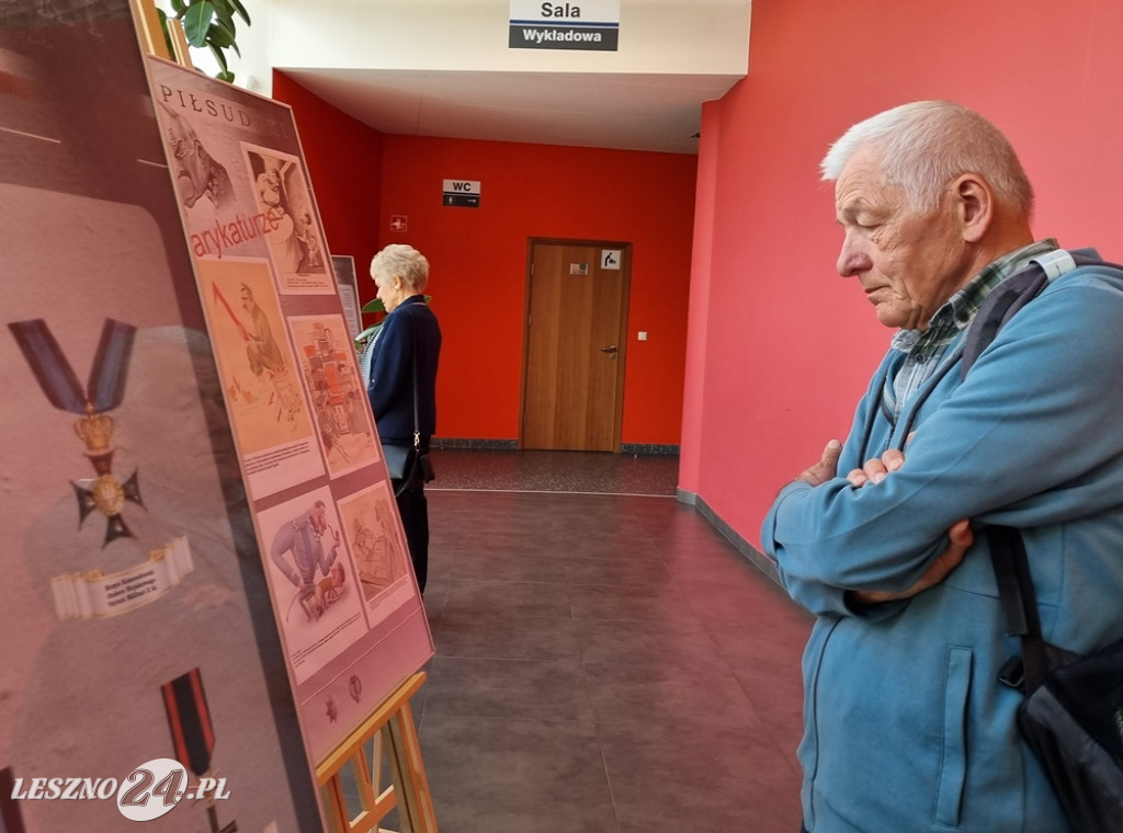Wystawa w ANS 90. rocznicę śmierci Piłsudskiego