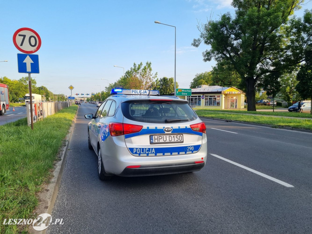 Zderzenie aut na al. Konstytucji 3 Maja w Lesznie