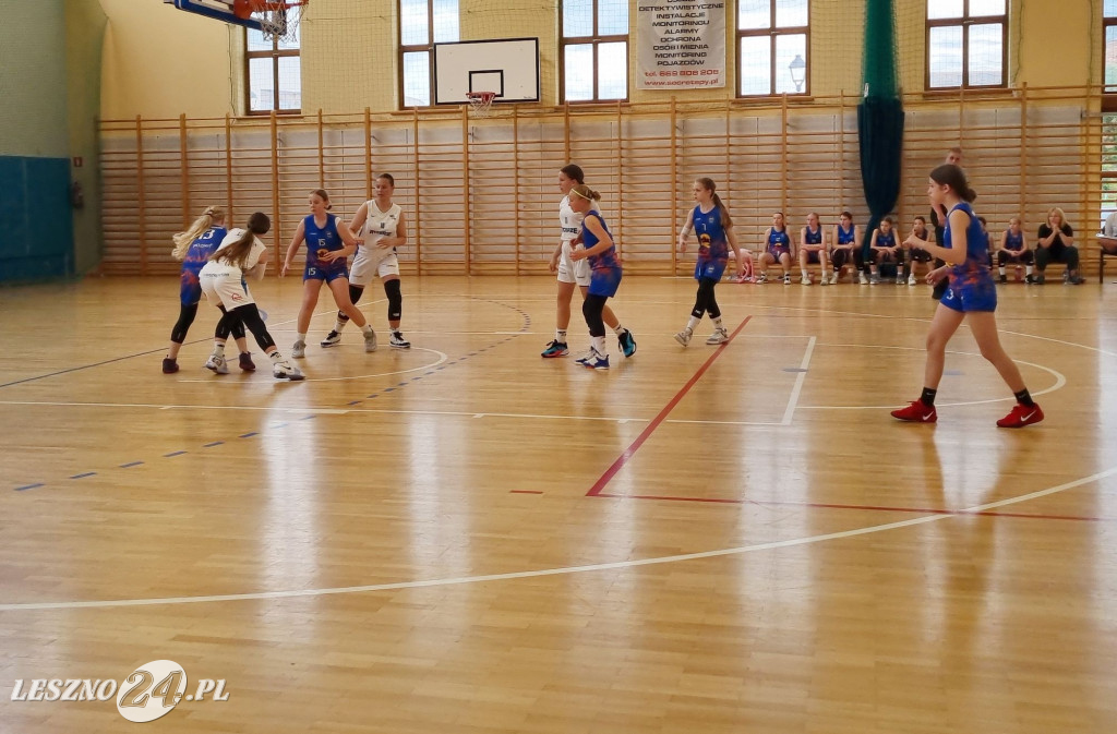 Młodziczki U12 Rycerzy Rydzyna ze złotem