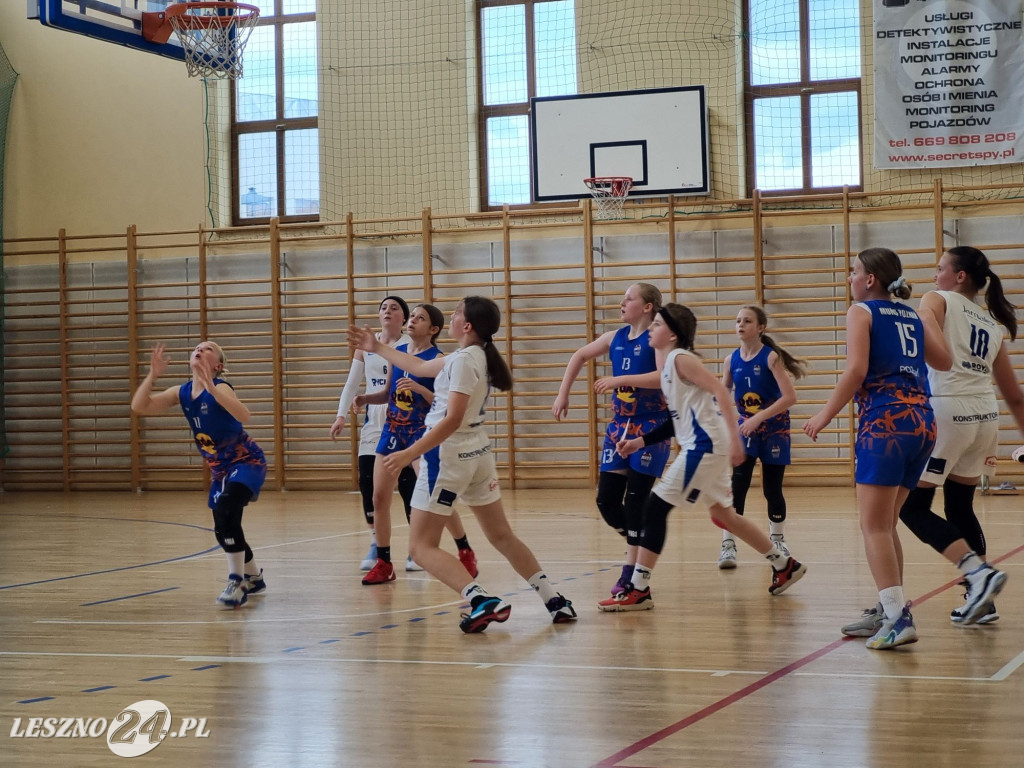 Młodziczki U12 Rycerzy Rydzyna ze złotem