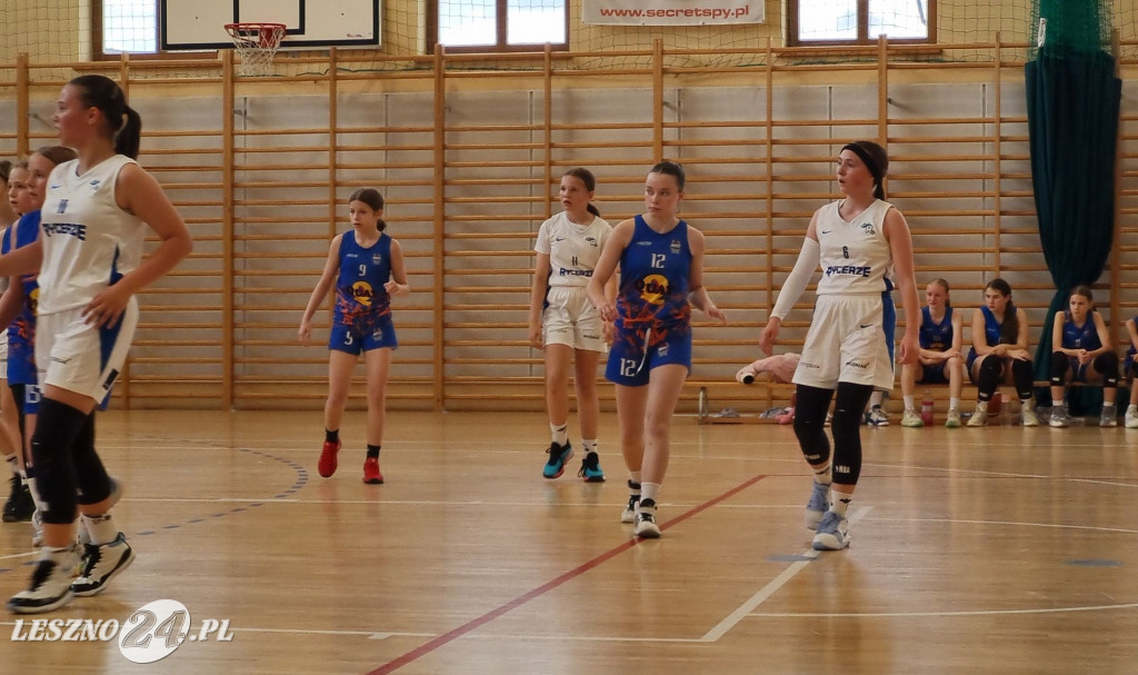 Młodziczki U12 Rycerzy Rydzyna ze złotem