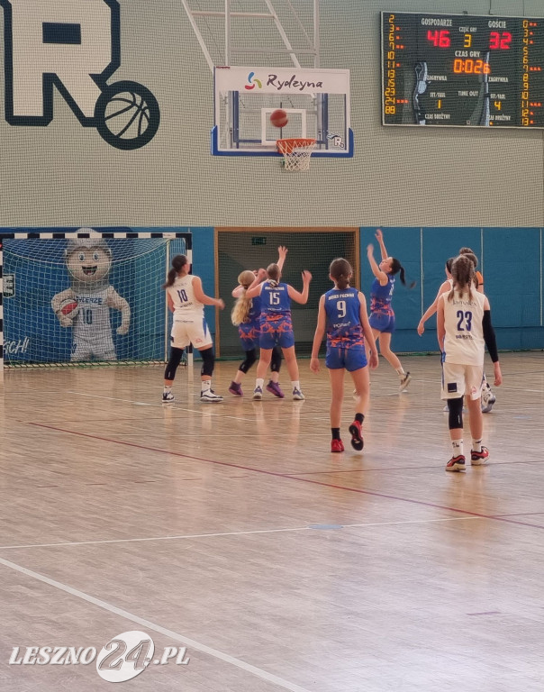 Młodziczki U12 Rycerzy Rydzyna ze złotem