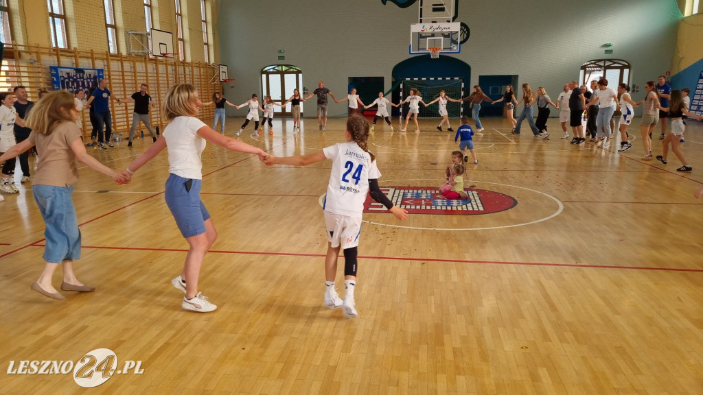 Młodziczki U12 Rycerzy Rydzyna ze złotem