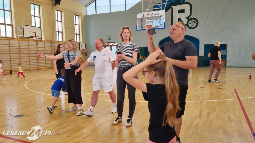 Młodziczki U12 Rycerzy Rydzyna ze złotem