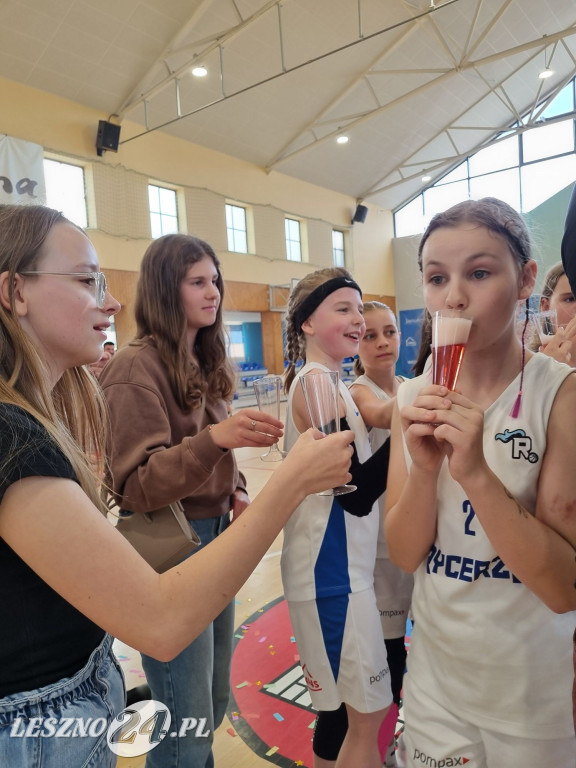 Młodziczki U12 Rycerzy Rydzyna ze złotem