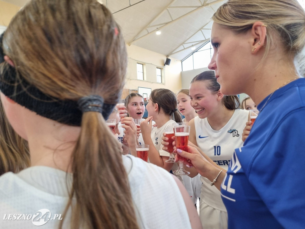 Młodziczki U12 Rycerzy Rydzyna ze złotem