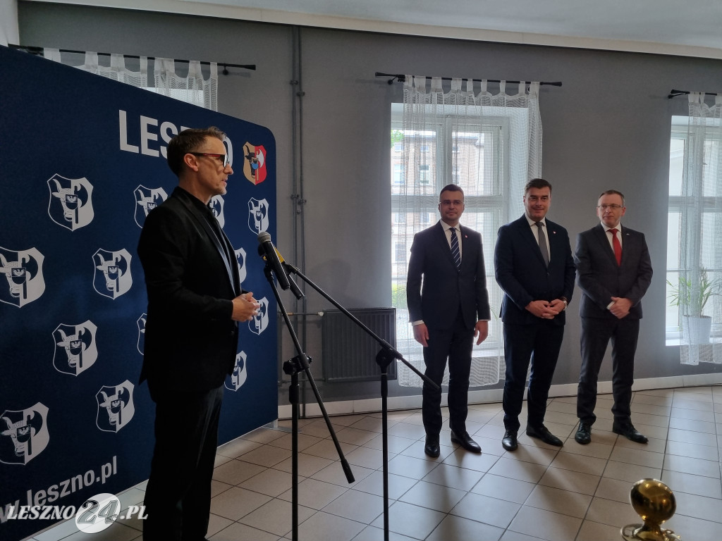 Nagrodzone J.M. Halec i B.I. Topczewska