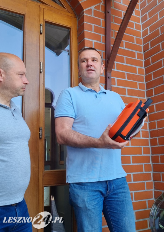 Instruktaż z obsługi AED w Rydzynie dla uczniów