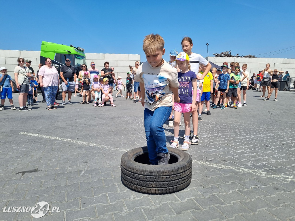 Dzień Dzieciaka w Złomujgrata.pl