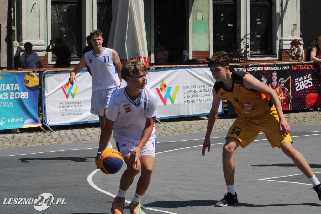 Koszykówka 3x3 na Rynku w Lesznie