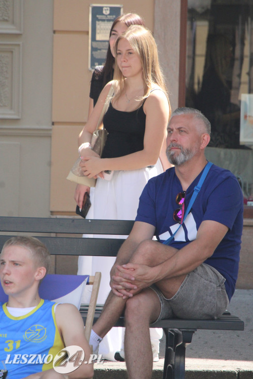 Koszykówka 3x3 na Rynku w Lesznie