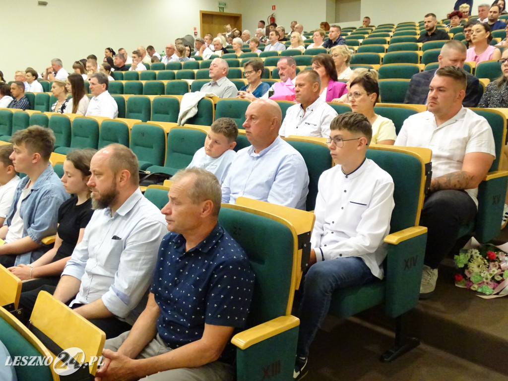 Absolutorium WSH w Lesznie, 2025