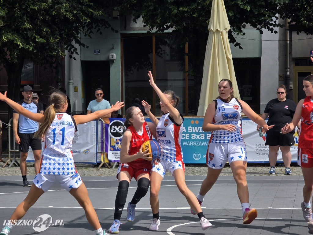 Koszykówka 3x3 na Rynku w Lesznie
