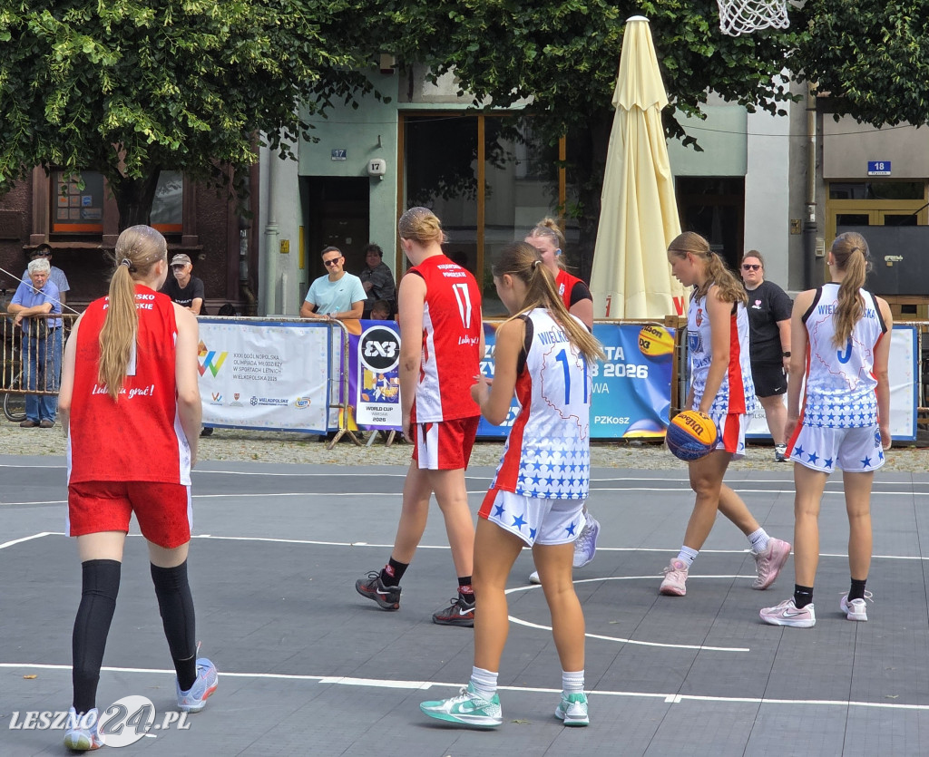 Koszykówka 3x3 na Rynku w Lesznie