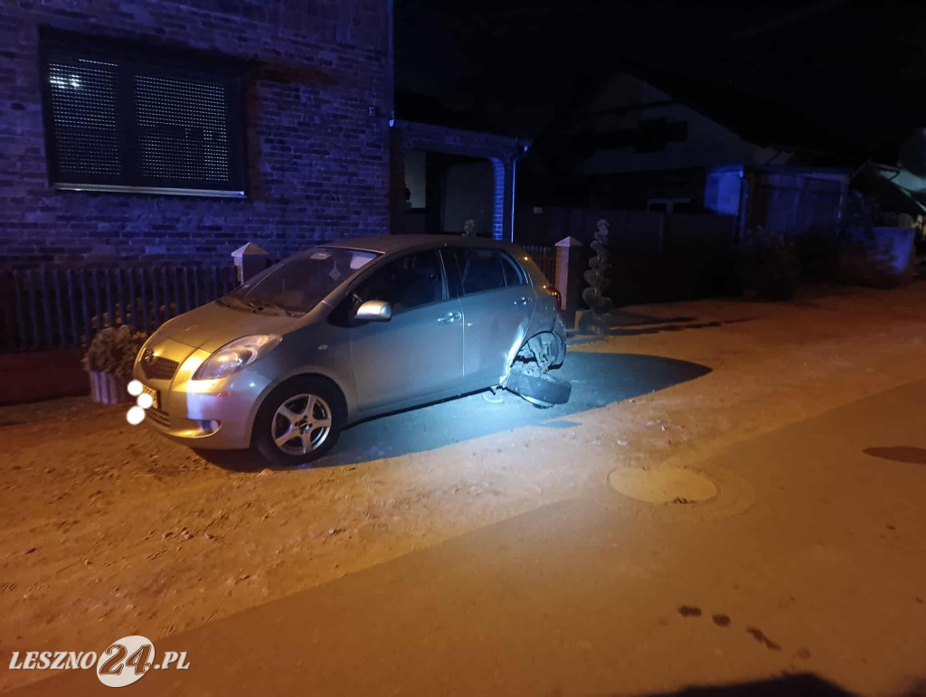Po pijaku staranował dwa auta i ogrodzenie