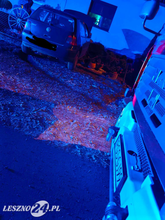 Po pijaku staranował dwa auta i ogrodzenie