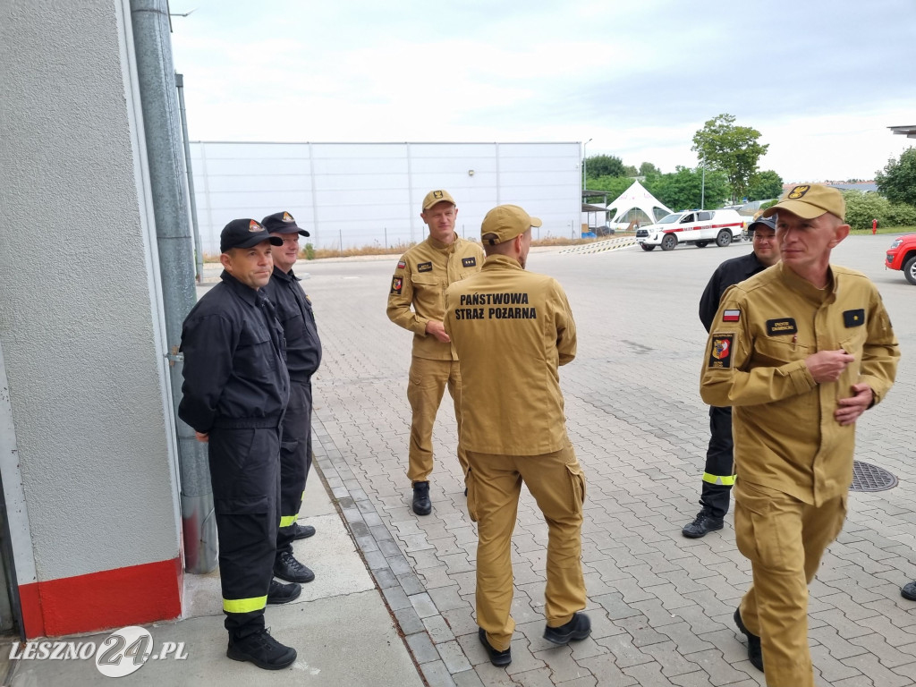 Strażacy wyjechali na tereny zagrożone powodziami