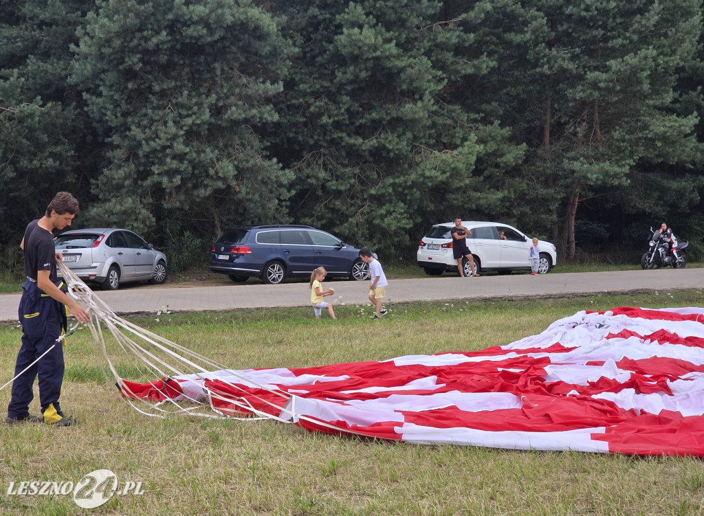 Start balonów znad zalewu w Rydzynie