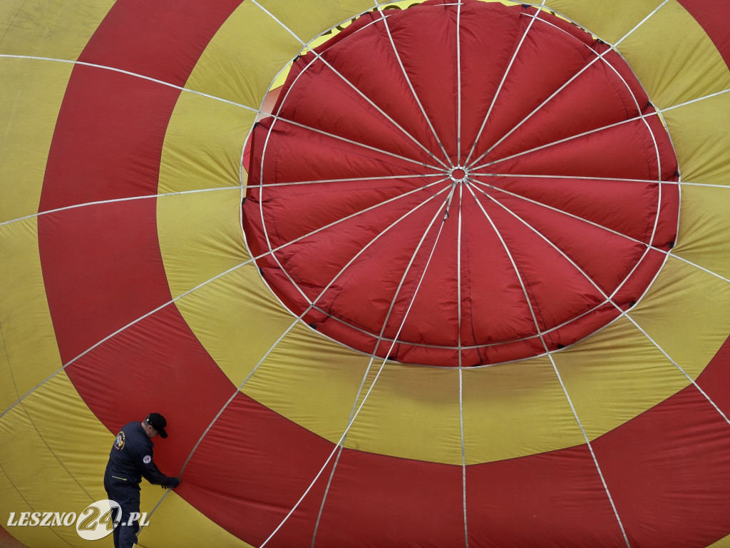 Start balonów znad zalewu w Rydzynie