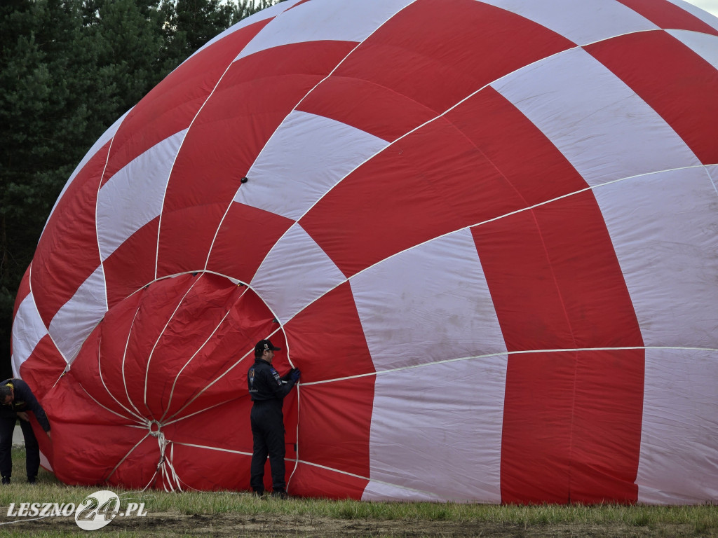 Start balonów znad zalewu w Rydzynie