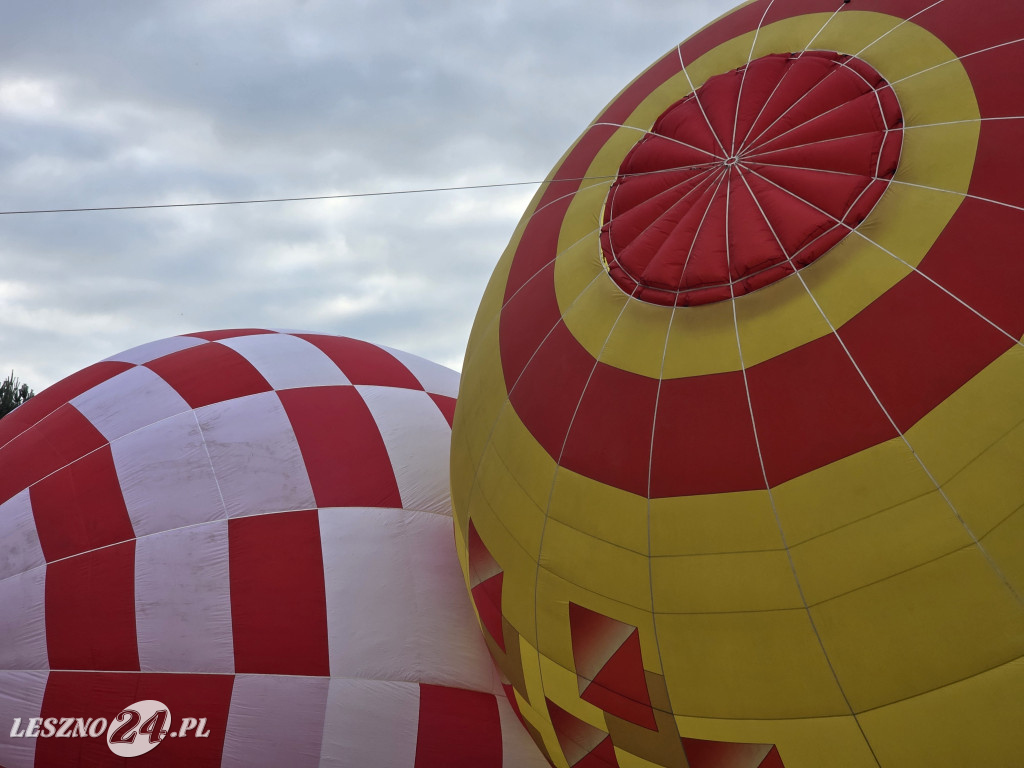 Start balonów znad zalewu w Rydzynie