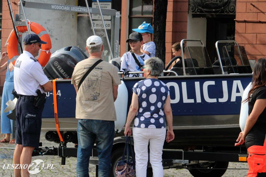 Święto Policji na Rynku w Lesznie (2)