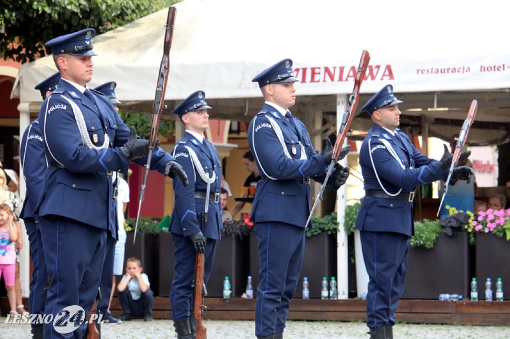 Święto Policji na Rynku w Lesznie (2)