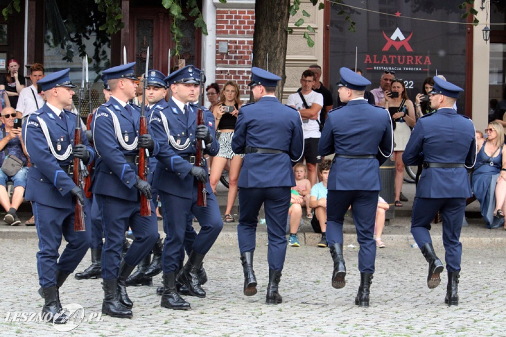 Święto Policji na Rynku w Lesznie (2)