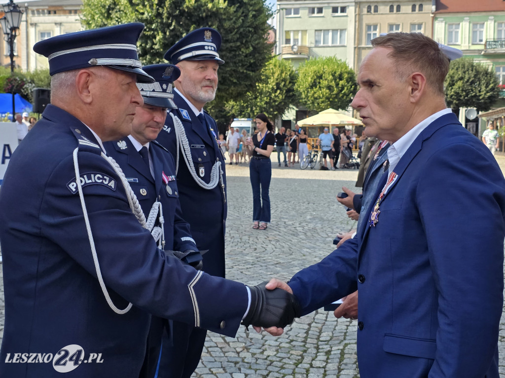 Święto Policji na Rynku w Lesznie (2)