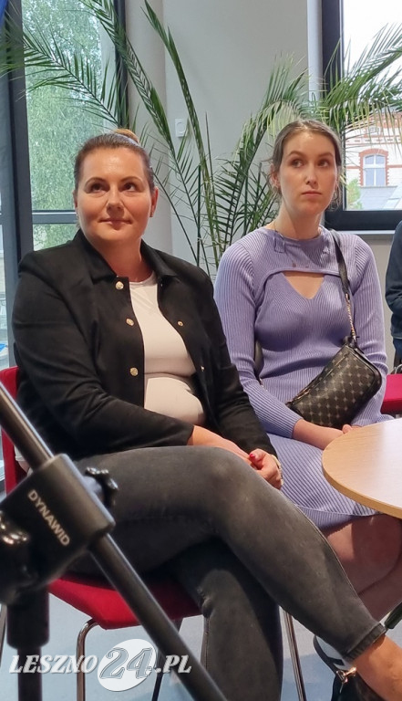 Wystawa szkoły Totus Tuus w MBP w Lesznie