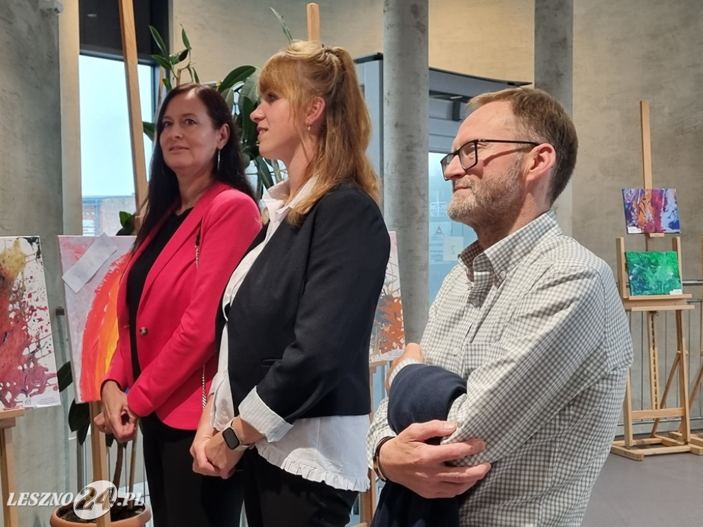 Wystawa szkoły Totus Tuus w MBP w Lesznie