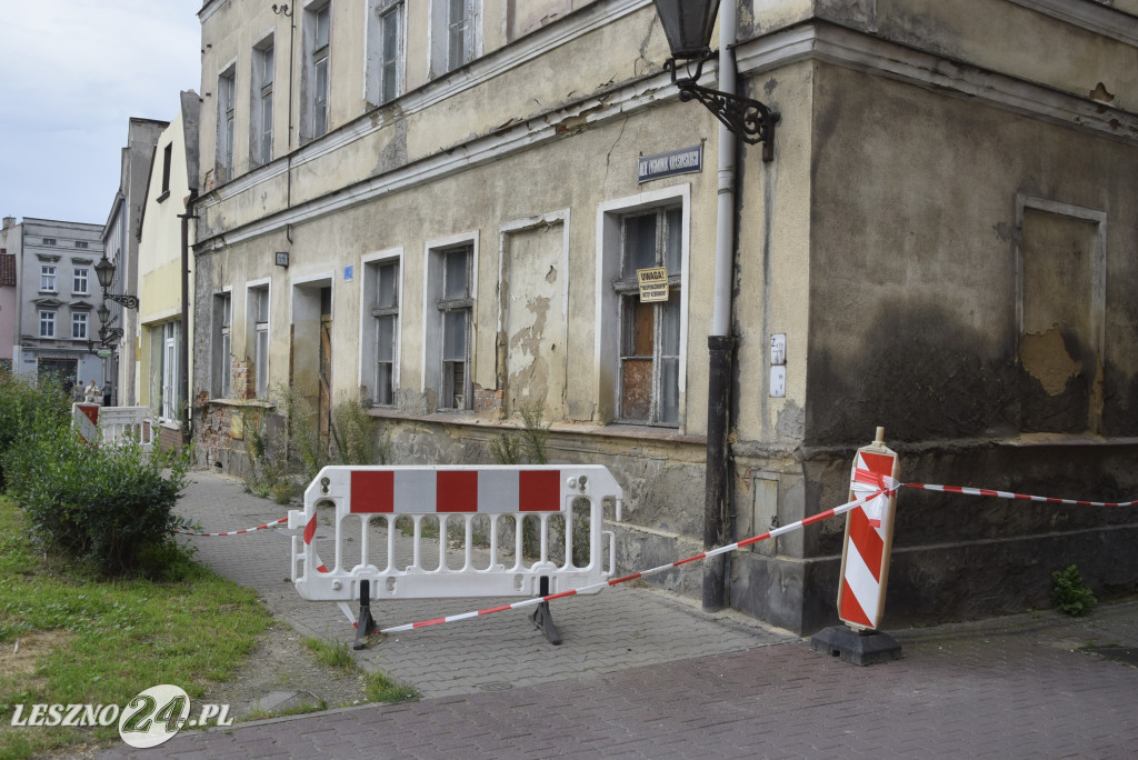 Niebezpieczne kamienice w centrum Leszna