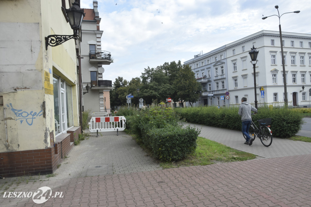 Niebezpieczne kamienice w centrum Leszna