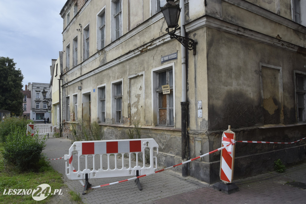 Niebezpieczne kamienice w centrum Leszna