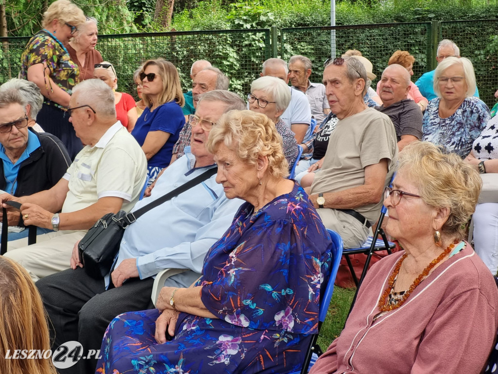 Leszczyńska Kapela Podwórkowa w Domu Seniora