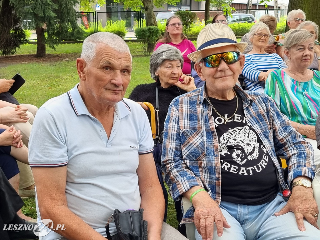 Leszczyńska Kapela Podwórkowa w Domu Seniora