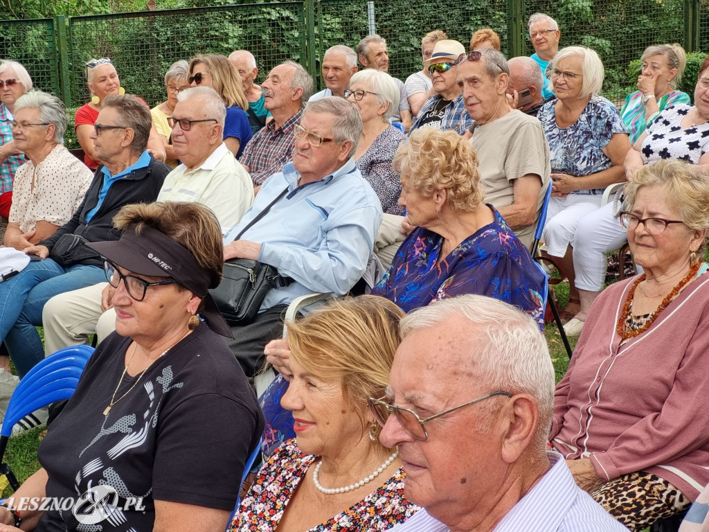 Leszczyńska Kapela Podwórkowa w Domu Seniora