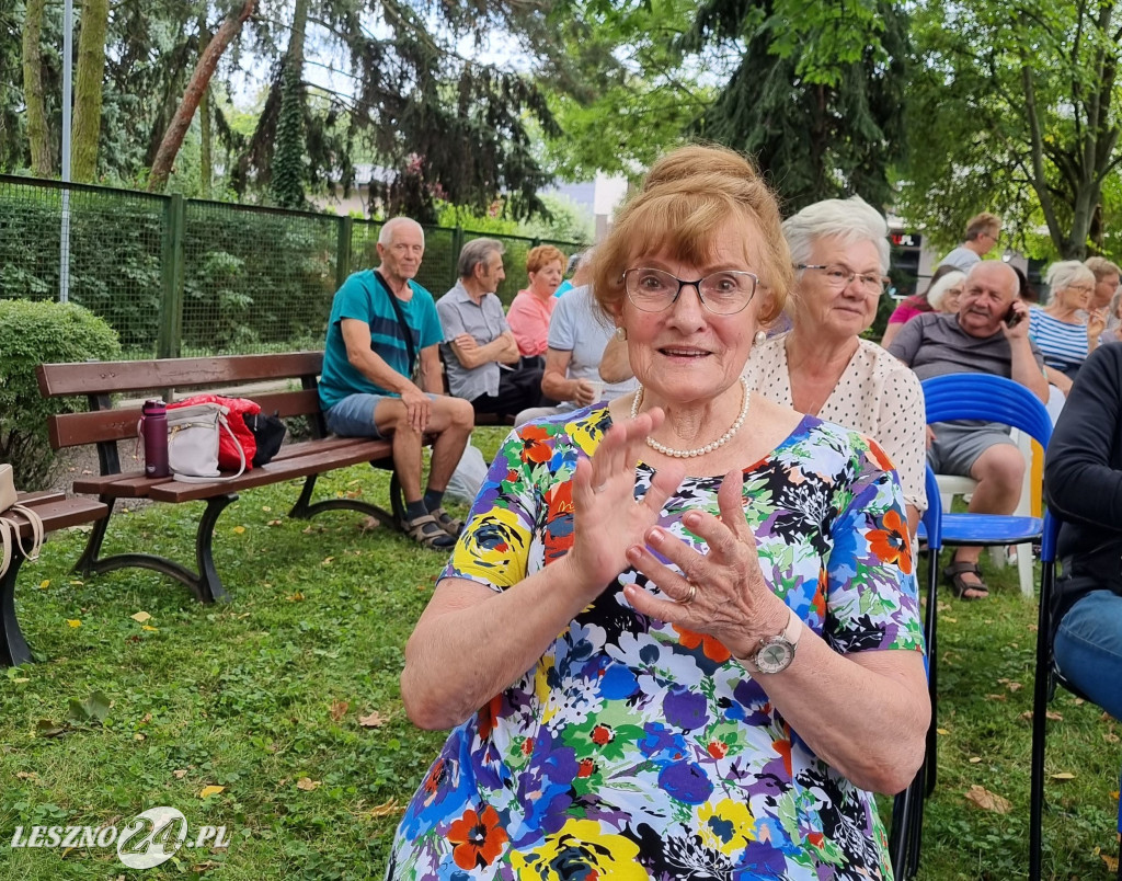 Leszczyńska Kapela Podwórkowa w Domu Seniora